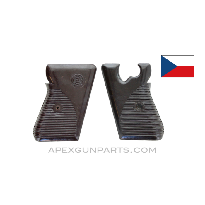 CZ-50 / CZ-70 Grip Set, Brown Bakelite, Ribbed *NOS* 