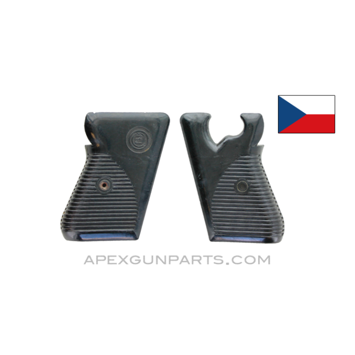 CZ-50 / CZ-70 Grip Set, Black Bakelite, Ribbed *NOS* 