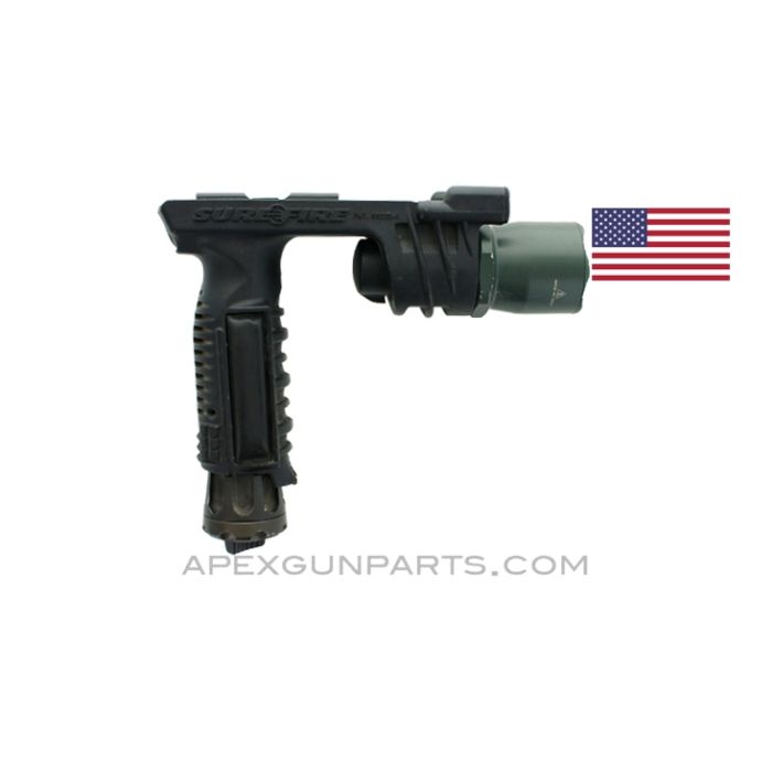 Surefire M900A Vertical Grip Light w/Pressure Switch, ARMS Picatinny Mount, *Good* 