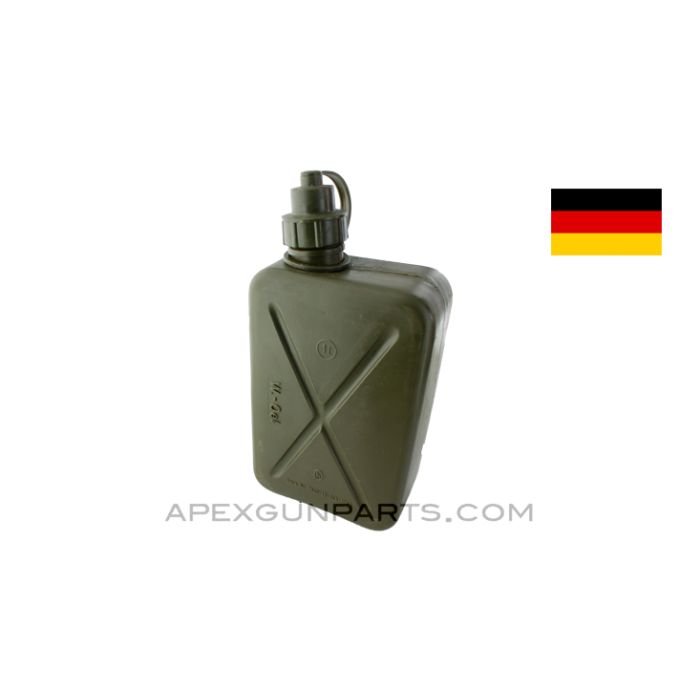 German Oil Can, W-OEL, Green Plastic, *Good* 