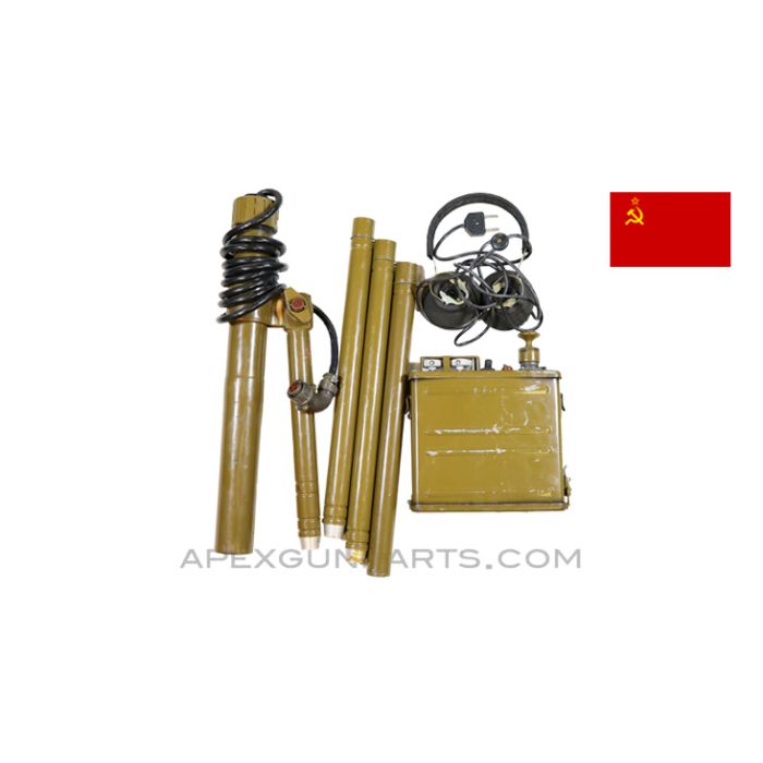 WWII Soviet Mine Detector, in Transit Case, *Good* 