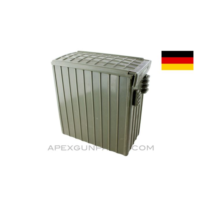 German Mag58 Ammo Can, Green Plastic *Very Good*