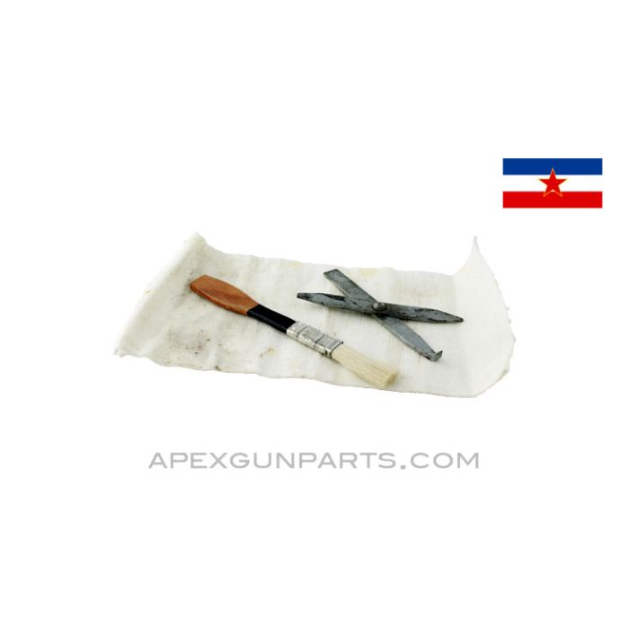 Yugoslavian M76 Scope Cleaning Kit *Good* 