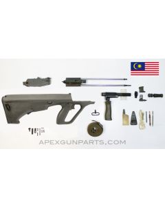 SME AUG Left Handed Parts Kit w/Accessories, Malaysia, Green Polymer, 5.56x45 NATO, *Good* 