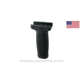Tapco Intrafuse Vertical Grip, 4.5", Black Polymer, *Excellent*